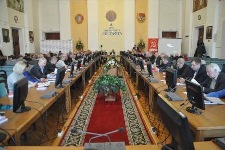 Пленум Санкт-Петербургского горкома КПРФ обсудил вопросы молодежной политики партии