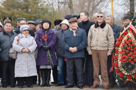 Коммунисты Калмыкии отметили 105-летие со дня рождения Б.Б. Городовикова