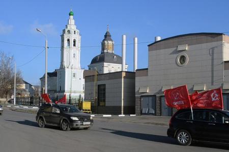 Олег Лебедев в Туле возглавил автопробег, посвященный 74-й годовщине обороны города-героя