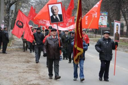 Местные отделения КПРФ Нижегородской области отметили 98-ую годовщину Великой Октябрьской социалистической революции