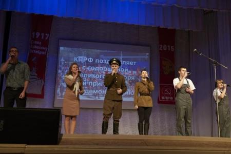 Новосибирск. В ДК «Прогресс» прошло торжественное собрание, посвященное 98-й годовщине  Великого Октября