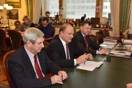 Г.А. Зюганов встретился с Героем Кубы Антонио Герреро Родригесом и Послом Республики Куба в РФ Эмилио Лосада Гарсия