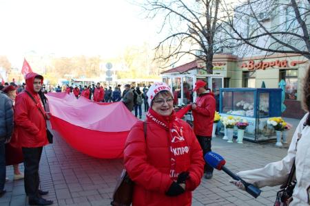 Саратовская область. Коммунисты отметили 98-ую годовщину Великого Октября