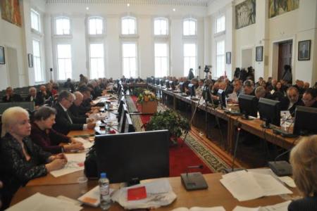 Пленум Санкт-Петербургского горкома КПРФ обсудил вопросы молодежной политики партии