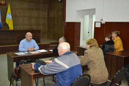 Первый секретарь Калмыкского рескома КПРФ Н.Э. Нуров провел встречи с партийным активом Октябрьского и Сарпинского местных отделений КПРФ 