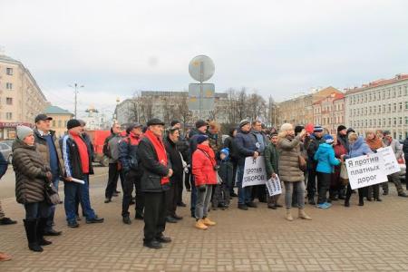Псковские дальнобойщики выдвинули политические требования к власти