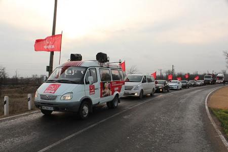 В Крыму прошёл автопробег в честь 95-й годовщины освобождения полуострова от белогвардейцев
