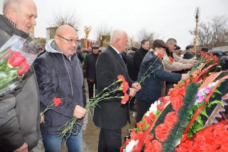 Коммунисты Калмыкии отметили 105-летие со дня рождения Б.Б. Городовикова