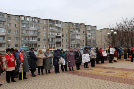 Белгородская область: Коммунисты и жители Волоконовского района протестуют против закрытия  родильного отделения в райбольнице