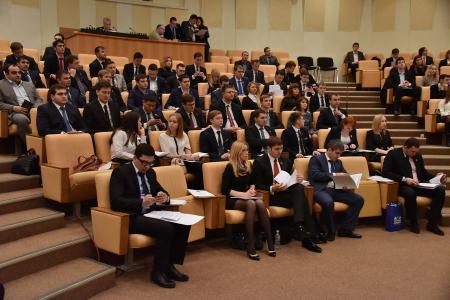 Г.А. Зюганов открыл заседание Молодежного парламента при Государственной Думе