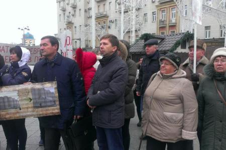 «Собянин, услышь москвичей!» Встреча депутатов-коммунистов с жителями Жулебино