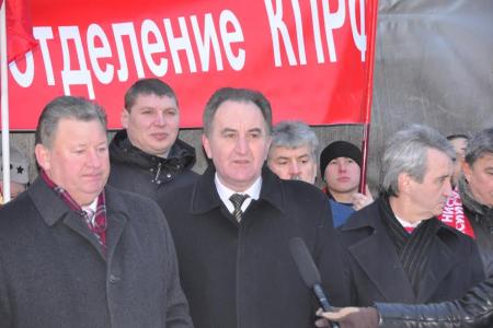 «Праздничный конвой»: Коммунисты отправили сорок седьмой гуманитарный груз в Новороссию 