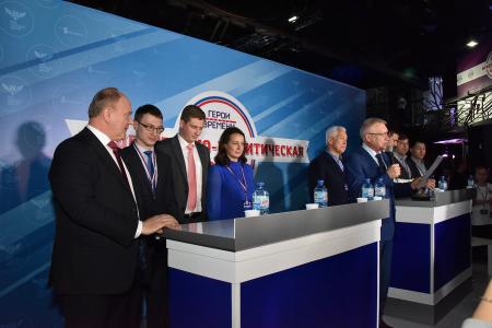 Команда КПРФ под руководством Г.А. Зюганова победила на дебатах «Молодую гвардию «Единой России»