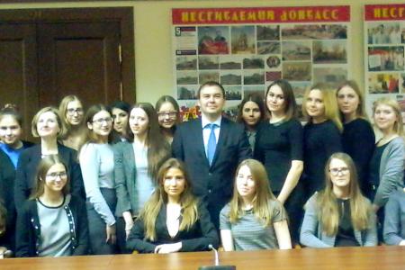 Ю.В. Афонин встретился с учащимися колледжа Министерства иностранных дел