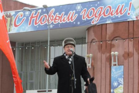 Ярославская область. Коммунисты изготовили и установили бюст И.В. Сталина в Рыбинске