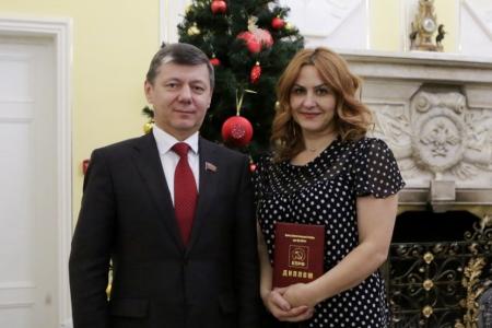 Д.Г. Новиков вручил дипломы выпускникам Центра политической учёбы ЦК КПРФ