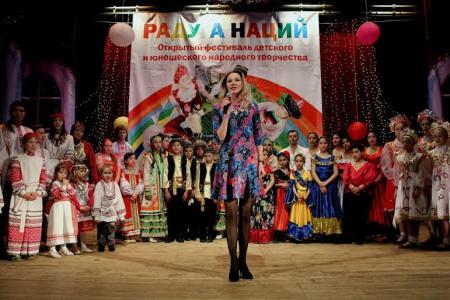 Пусть расцветают сто цветов! В Екатеринбурге прошел фестиваль «Радуга наций»
