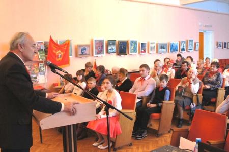 Курганская область. Коммунисты организовали областной слет пионеров
