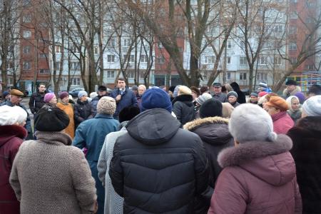 Олег Лебедев провел массовую встречу с жителями в городе Туле