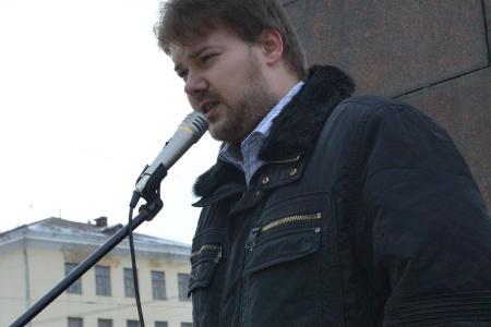 «Мама, папа, я – бездомная семья!». Дольщики Иванова на митинге выразили вотум недоверия Губернатору области