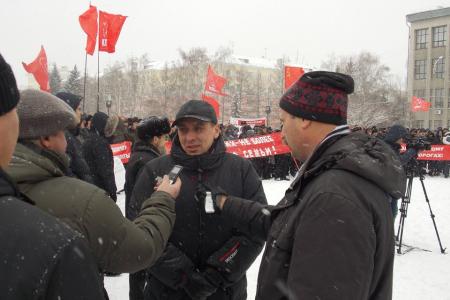 Митинг солидарности с дальнобойщиками в Барнауле потребовал отставки правительства