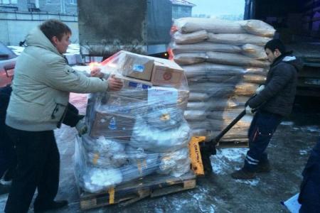 Тульский обком отправил очередную 47-ю по счету гуманитарную помощь на Донбасс
