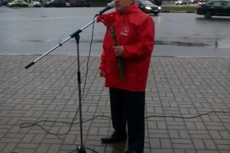 Ярославские коммунисты отметили 136-ю годовщину со Дня рождения И.В. Сталина