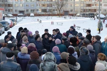 Депутат-коммунист Олег Лебедев провел массовую встречу с избирателями, жителями города Тулы