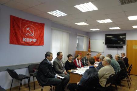 Нижегородские коммунисты провели круглый стол, посвященный взаимоотношениям партии и рабочего класса