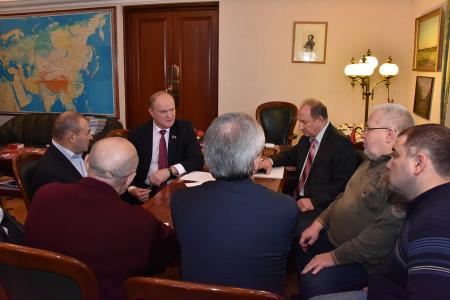 Г.А. Зюганов встретился с группой транспортников