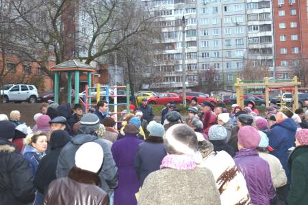 Олег Лебедев провел очередную массовую встречу с избирателями, жителями города Тулы