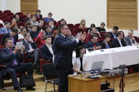 Компартия включила «Конвейер идей». Форум выпускников Центра политучебы ЦК КПРФ состоялся в Подмосковье