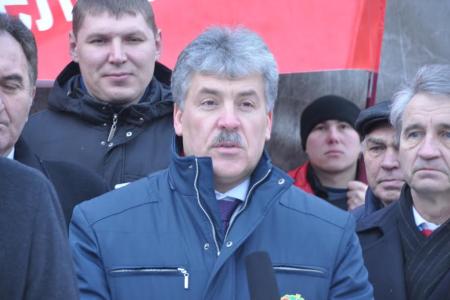 «Праздничный конвой»: Коммунисты отправили сорок седьмой гуманитарный груз в Новороссию 