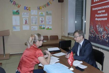Владимир Поздняков провёл приём избирателей Забайкальского края