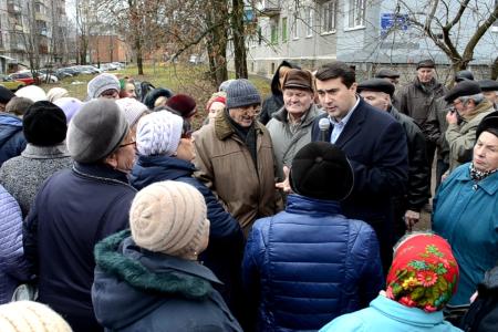 Олег Лебедев продолжает проводить массовые встречи с жителями Тульской области