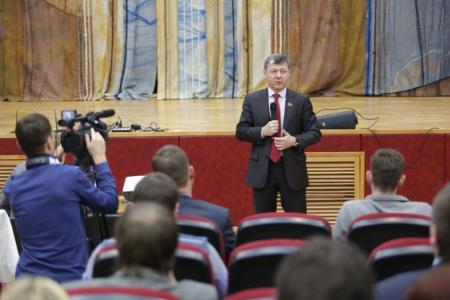 Компартия включила «Конвейер идей». Форум выпускников Центра политучебы ЦК КПРФ состоялся в Подмосковье