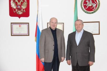 Казань. Депутат Государственной Думы Василий Лихачёв  провёл ряд встреч в Республике Татарстан
