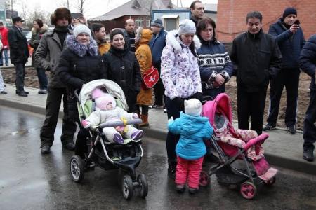 Московская область. Новогоднее новоселье в Талдоме: коммунисты решают жилищный вопрос