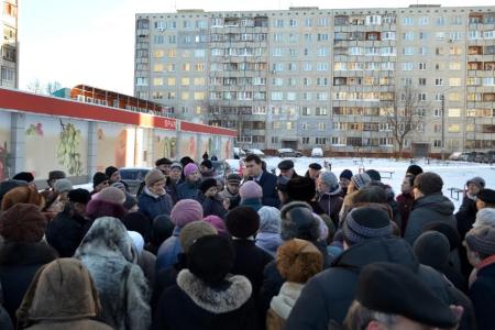 Депутат-коммунист Олег Лебедев провел массовую встречу с избирателями, жителями города Тулы
