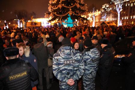 "Интерфакс": В.Ф. Рашкин просит проверить факты нарушений на встрече с избирателями в Москве со стороны полиции