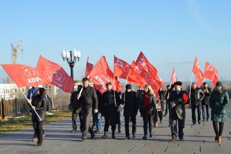 Делегация из Калмыкии приняла участие в форуме молодых коммунистов в Волгограде
