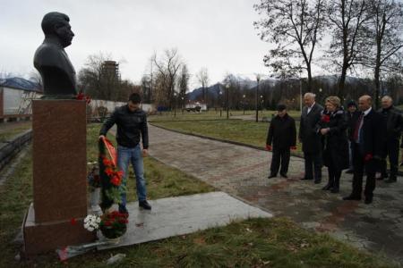 136 лет со Дня рождения И.В. Сталина в Северной Осетии