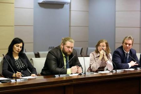Фракция КПРФ в Мосгордуме провела заседание круглого стола по теме "Проблемы строительства скоростной многополосной трассы по жилой застройке Бутырского района"
