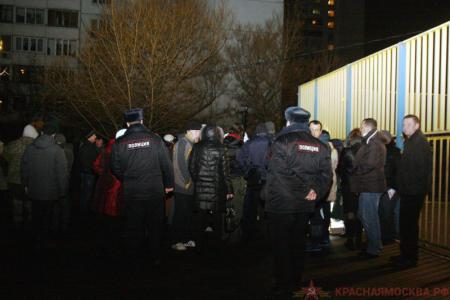 Москва. Провокаторы сорвали встречу Валерия Рашкина с избирателями 