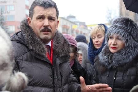 В Брянске прошли совместные акции протеста коммунистов, дальнобойщиков и индивидуальных предпринимателей Центрального рынка