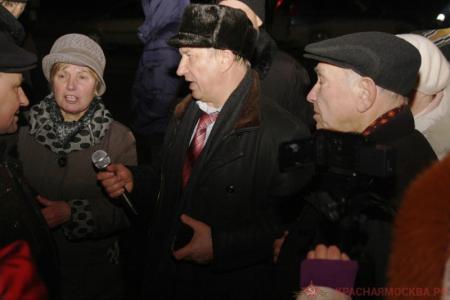 Москва. Провокаторы сорвали встречу Валерия Рашкина с избирателями 