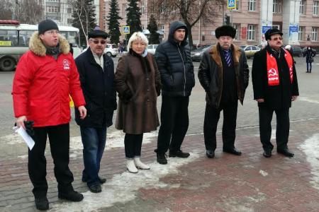 Курские коммунисты поддержали протест дальнобойщиков