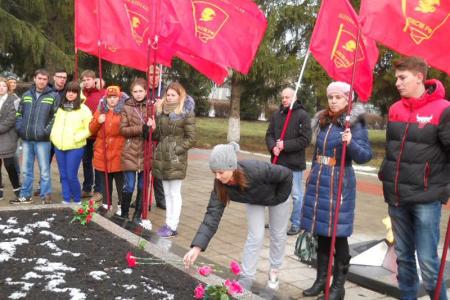 Автопробег по славной воинской истории своего края совершили комсомольцы Орловской области