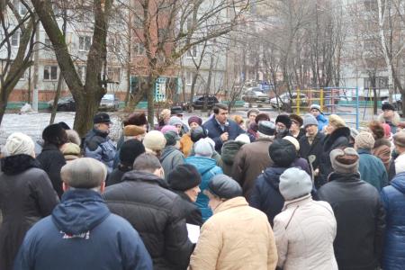 Олег Лебедев провел массовую встречу с жителями в городе Туле