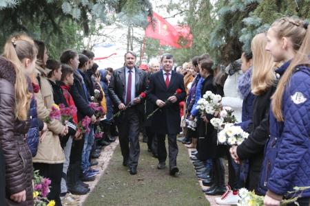 Крым будет советским! «Правда» подводит итоги празднования 95-летия утверждения Советской власти в Крыму